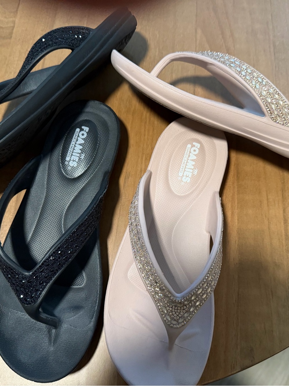 Foamtreads Women's Jeweled Flip Flop Sandals - Black & Light Pink